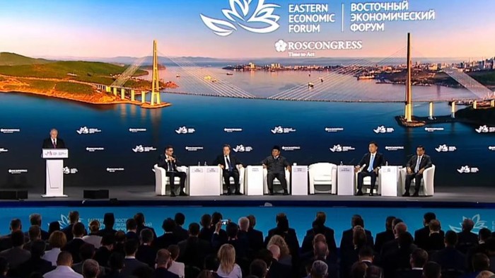 Prabowo Jadi Tamu Kehormatan Utama EEF Ke-11 Usai Santap Siang Bersama Putin